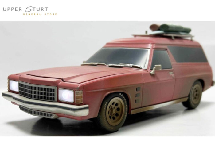 Max's Holden HJ Panelvan Dirty Version Light Up Plastic Sealed Body 1:24 Scale DDA